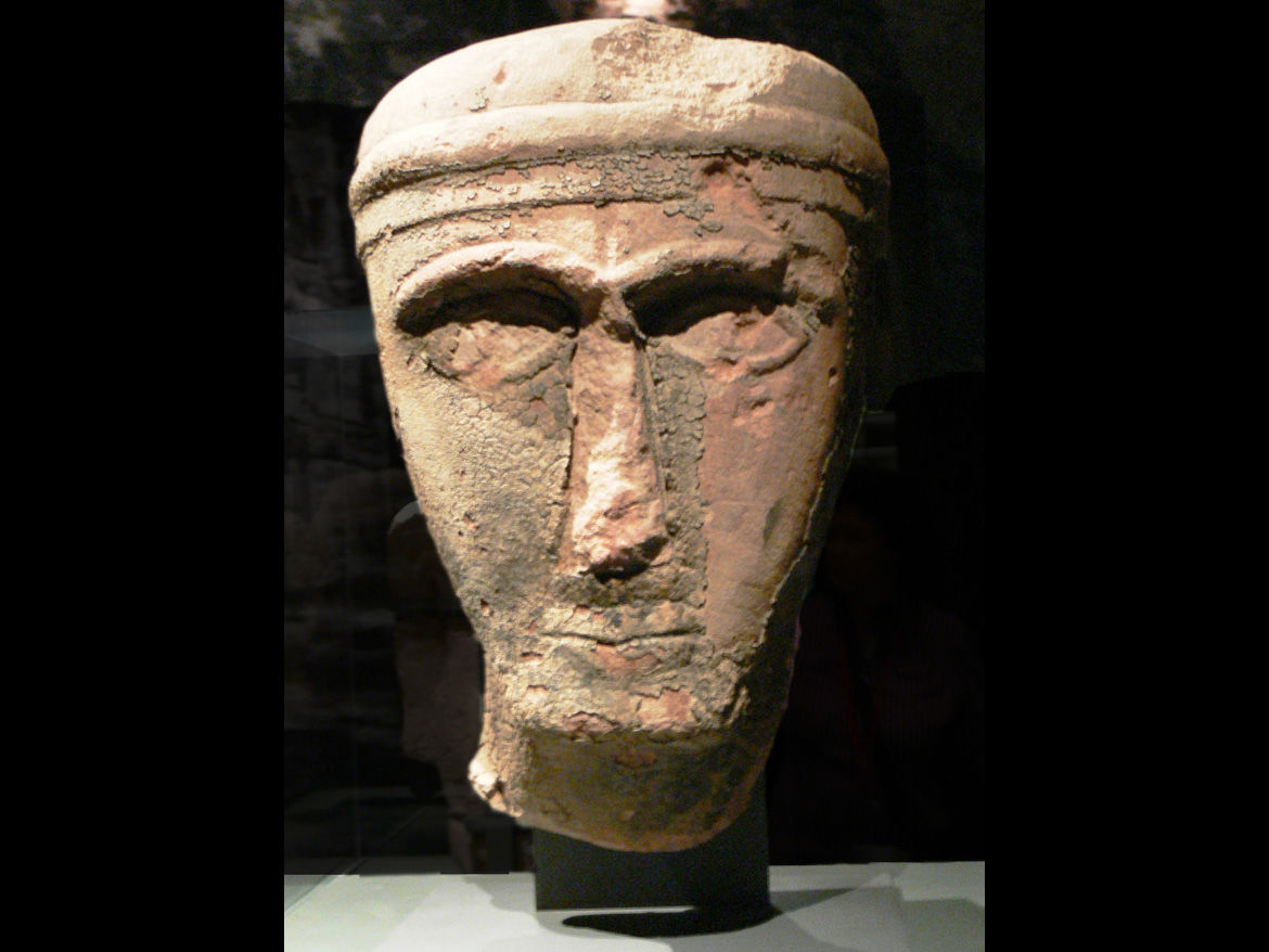 Robertk blog01 pergamonmuseumlihyanitestatuefromdedan4thto3rdcenturybcredsandstonewithtracesoftar