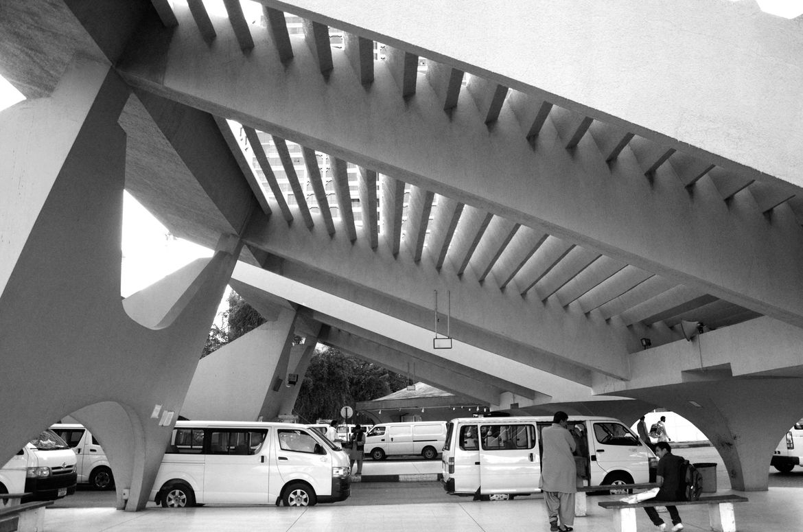 Adg taxstand2 web